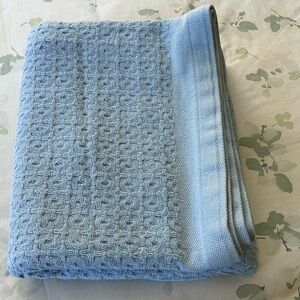 Blue Textured 100% Cotton Twin Basket Weave Thermal Blanket